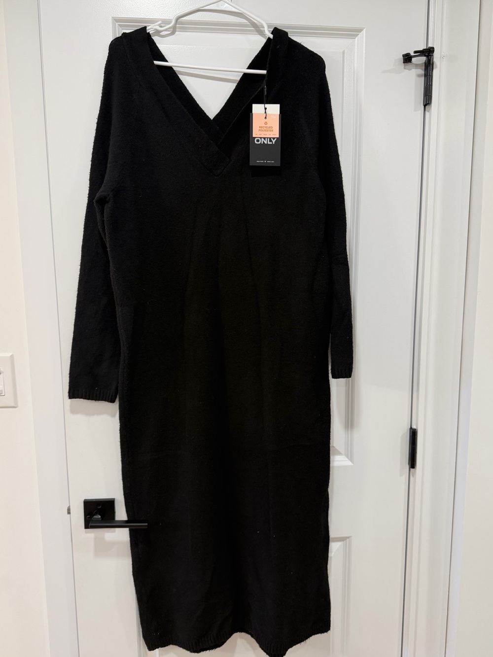 ONLY Black V-Neck Long Knit Sweater Dress